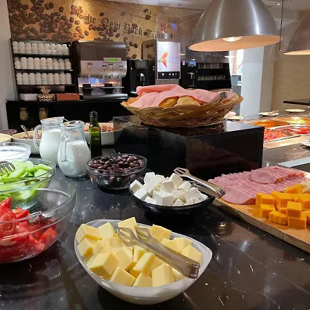 Hotel Saint George Palace Deluxe Collection