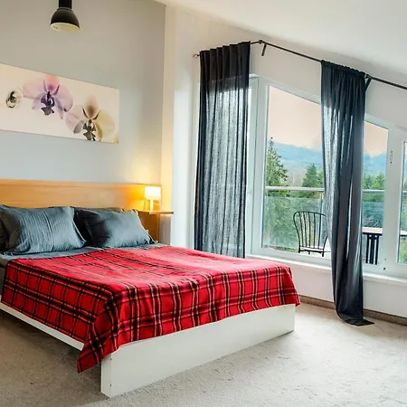 Saint George Palace Deluxe Collection 4*