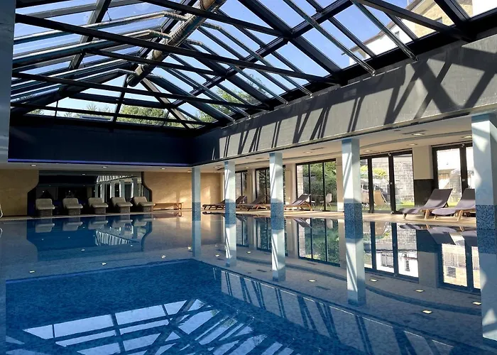 Saint George Palace Deluxe Collection 4*