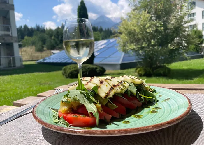 Hotel Saint George Palace Deluxe Collection 4*